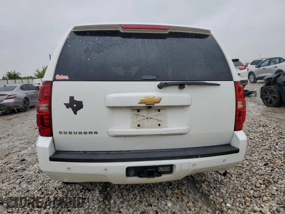 2013 Chevrolet Suburban LT with VIN 1GNSCJE09DR255852, listed as a Copart auction lot 70043984 with Not Provided miles and Salvage Title. Bid and sale history available at carsss.com. Image 6.