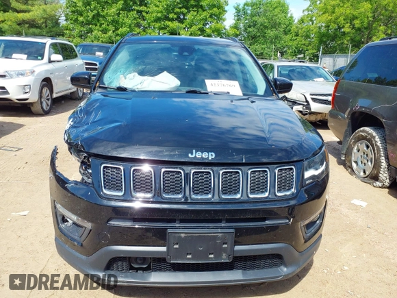 2018 Jeep Compass Latitude z VIN 3C4NJDBB9JT359862, wystawiony jako IAAI lot #42376769 z przebiegiem 53 276 mil mil oraz . Historia ofert i sprzedaży dostępna na DreamBid. Obrazek 12.