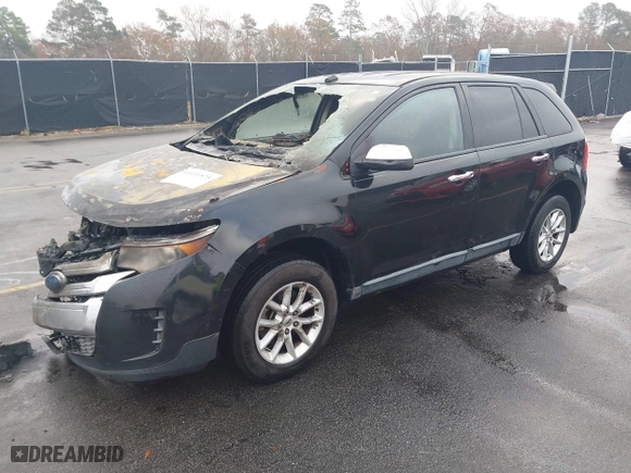 2013 Ford Edge SE with VIN 2FMDK3GC0DBB34908, listed as a IAAI auction lot 41131575 with 136,775 mi miles. Bid and sale history available at carsss.com. Image 2.