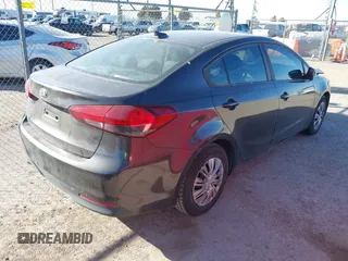 2018 Kia Forte LX with VIN 3KPFL4A72JE207860, listed as a IAAI auction lot 41683785 with 122,475 mi miles. Bid and sale history available at carsss.com. Image 4.