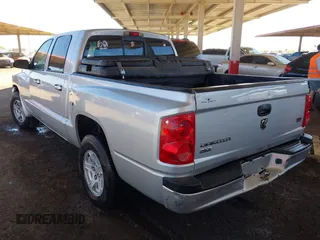 2007 Dodge Dakota SLT with VIN 1D7HE48N57S171908, listed as a IAAI auction lot 41875045 with 245,148 mi miles and . Bid and sale history available at carsss.com. Image 3.