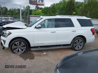 2020 Ford Expedition Platinum z VIN 1FMJU1MT0LEA73343, wystawiony jako IAAI lot #42303764 z przebiegiem 200 132 mil mil oraz . Historia ofert i sprzedaży dostępna na DreamBid. Obrazek 15.