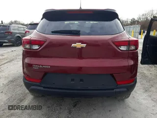 2024 Chevrolet TrailBlazer LS with VIN KL79MNSL8RB093249, listed as a Copart auction lot 84298804 with 8,050 mi miles and Salvage Title. Bid and sale history available at DreamBid. Image 6.