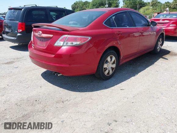 2010 Mazda 6 i Sport with VIN 1YVHZ8BH4A5M39808, listed as a IAAI auction lot 42035839 with Not Provided miles. Bid and sale history available at carsss.com. Image 4.