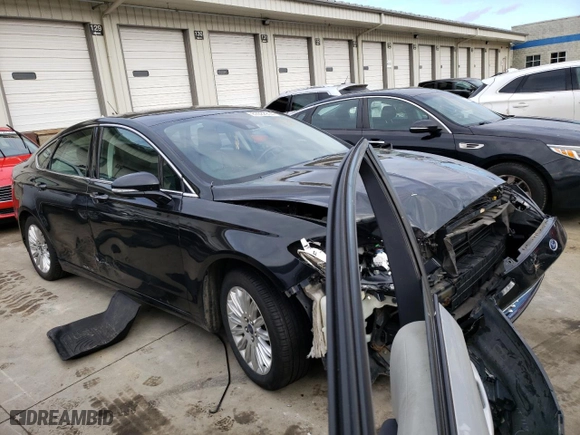2013 Ford Fusion Energi Titanium with VIN 3FA6P0SUXDR285405, listed as a Copart auction lot 87022914 with 156,859 mi miles and Salvage Title. Bid and sale history available at carsss.com. Image 4.