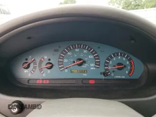 2002 Mitsubishi Galant ES z VIN 4A3AA46G12E124150, wystawiony jako Copart lot #60691994 z przebiegiem 113 597 mil mil oraz Szkoda całkowita • Salvage title. Historia ofert i sprzedaży dostępna na DreamBid. Obrazek 9.