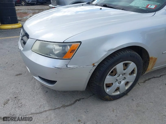 2007 Hyundai Sonata GLS with VIN 5NPET46C67H228846, listed as a IAAI auction lot 41981585 with 249,188 mi miles. Bid and sale history available at carsss.com. Image 6.