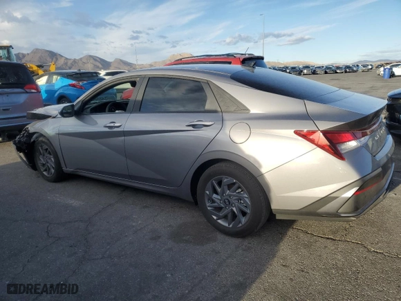 2024 Hyundai Elantra Essential with VIN KMHLM4DG9RU776595, listed as a Copart auction lot 47137105 with 1,716 mi miles and Salvage Title. Bid and sale history available at carsss.com. Image 2.