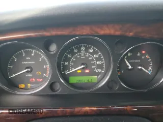 2004 Jaguar XJ with VIN SAJWA73B64TG30921, listed as a Copart auction lot 71267074 with 20,031 mi miles and Salvage Title. Bid and sale history available at carsss.com. Image 9.