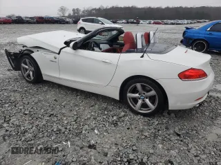 2009 BMW Z4 sDrive30i z VIN WBALM53519E376595, wystawiony jako Copart lot #48359515 z przebiegiem 88 548 mil mil oraz Szkoda całkowita • Salvage title. Historia ofert i sprzedaży dostępna na DreamBid. Obrazek 2.