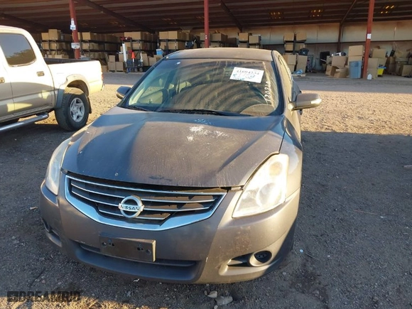 2012 Nissan Altima 3.5 SR with VIN 1N4BL2AP3CC180820, listed as a IAAI auction lot 41694234 with NaN miles. Bid and sale history available at carsss.com. Image 6.