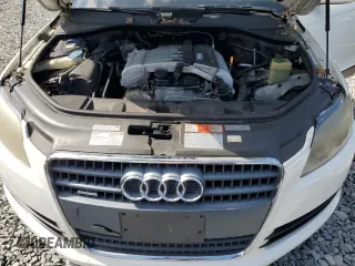 2007 Audi Q7 z VIN WA1AY74L17D034858, wystawiony jako Copart lot #56192315 z przebiegiem 175 589 mil mil oraz Czysty tytuł • Clean title. Historia ofert i sprzedaży dostępna na DreamBid. Obrazek 12.