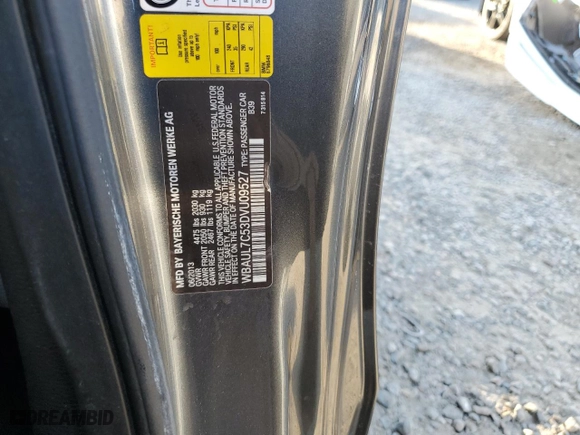 2013 BMW 1 Series 128i with VIN WBAUL7C53DVU09527, listed as a Copart auction lot 84721024 with 6,986 mi miles and Salvage Title. Bid and sale history available at carsss.com. Image 13.