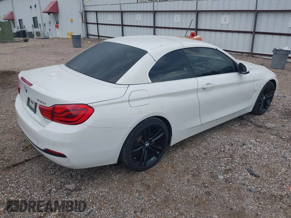 2018 BMW 4 Series 430i z VIN WBA4Z1C5XJEA31183, wystawiony jako IAAI lot #42133949 z przebiegiem 99 173 mil mil oraz . Historia ofert i sprzedaży dostępna na DreamBid. Obrazek 4.