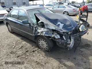 1997 Honda Accord EX with VIN 1HGCD5668VA262569, listed as a Copart auction lot 44713835 with 261,346 mi miles and Salvage Title. Bid and sale history available at DreamBid. Image 4.