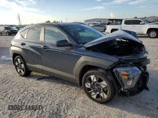 2024 Hyundai Kona SEL with VIN KM8HB3AB4RU046429, listed as a Copart auction lot 67695904 with 9,300 mi miles and Salvage Title. Bid and sale history available at carsss.com. Image 4.