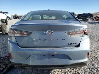 2018 Hyundai Sonata Hybrid SE with VIN KMHE24L36JA078562, listed as a Copart auction lot 41896565 with 121,959 mi miles and Salvage Title. Bid and sale history available at carsss.com. Image 6.