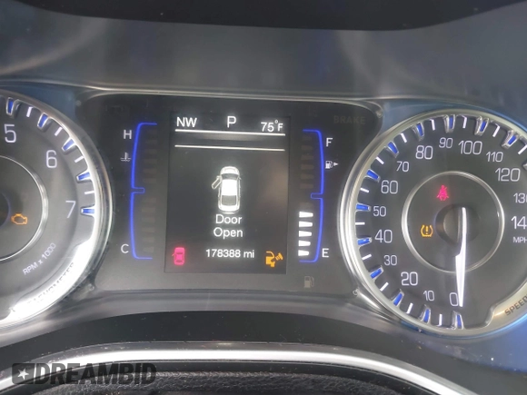 2016 Chrysler 200 Limited with VIN 1C3CCCAB1GN125578, listed as a IAAI auction lot 41794136 with 178,388 mi miles and . Bid and sale history available at carsss.com. Image 15.