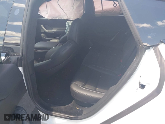 2021 Tesla Model S Plaid с VIN 5YJSA1E62MF438406, выставлен на аукционе IAAI как лот 42246901 с пробегом Не указан миль и . История ставок и продаж доступна на DreamBid. Изображение 8.