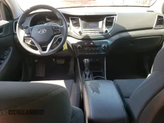 2017 Hyundai Tucson Sport z VIN KM8J33A20HU500835, wystawiony jako Copart lot #53342975 z przebiegiem 145 582 mil mil oraz Czysty tytuł • Clean title. Historia ofert i sprzedaży dostępna na DreamBid. Obrazek 8.