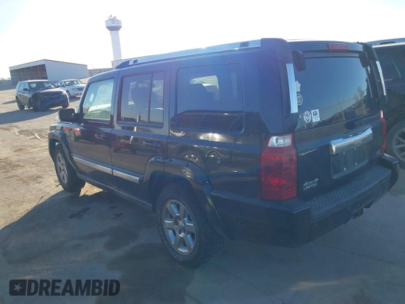 2007 Jeep Commander Limited z VIN 1J8HG58P57C621538, wystawiony jako IAAI lot #41433752 z przebiegiem 180 844 mil mil oraz . Historia ofert i sprzedaży dostępna na DreamBid. Obrazek 3.