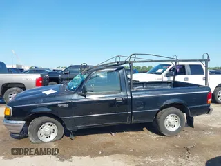 1997 Ford Ranger XLT z VIN 1FTCR10A4VTA44803, wystawiony jako IAAI lot #42479081 z przebiegiem 162 346 mil mil oraz . Historia ofert i sprzedaży dostępna na DreamBid. Obrazek 14.