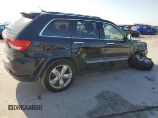2013 Jeep Grand Cherokee Overland with VIN 1C4RJECT8DC556536, listed as a Copart auction lot 52758795 with 67,123 mi miles and Salvage Title. Bid and sale history available at carsss.com. Image 3.