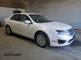 2010 Ford Fusion Hybrid with VIN 3FADP0L31AR298584, listed as a Copart auction lot 50825685 with 166,642 mi miles and Salvage Title. Bid and sale history available at DreamBid. Image 4.