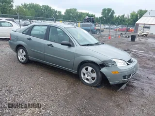 2005 Ford Focus S with VIN 1FAFP34N85W231459, listed as a IAAI auction lot 42423849 with 140,147 mi miles and . Bid and sale history available at DreamBid. Image 1.