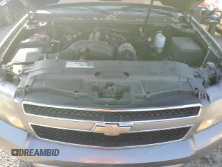 2007 Chevrolet Suburban LS with VIN 1GNFC16097J403193, listed as a Copart auction lot 51236075 with 191,350 mi miles and Salvage title. Bid and sale history available at DreamBid. Image 12.