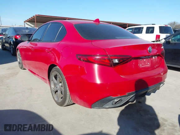 2018 Alfa Romeo Giulia with VIN ZARFAEBN8J7567620, listed as a IAAI auction lot 41738301 with 80,194 mi miles. Bid and sale history available at carsss.com. Image 3.