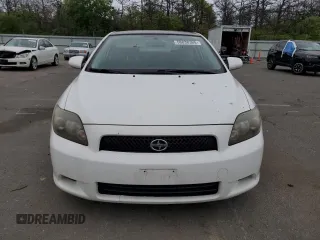 2009 Scion tC z VIN JTKDE167190283138, wystawiony jako Copart lot #58838365 z przebiegiem 110 162 mil mil oraz Tytuł czysty. Historia ofert i sprzedaży dostępna na DreamBid. Obrazek 5.