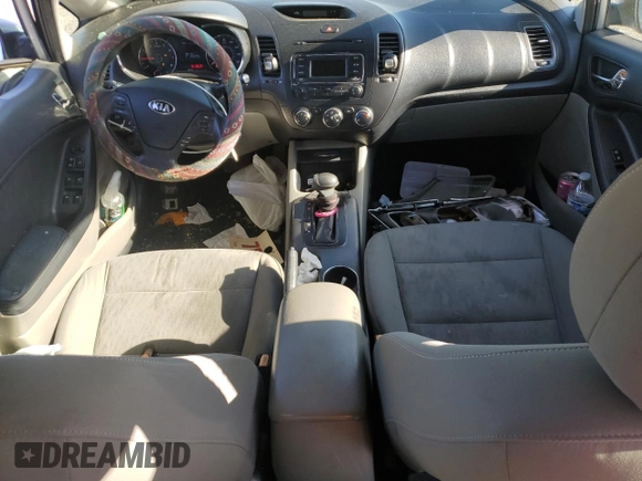 2015 Kia Forte LX with VIN KNAFK4A64F5372898, listed as a Copart auction lot 53389615 with 195,046 mi miles and Salvage Title. Bid and sale history available at carsss.com. Image 8.