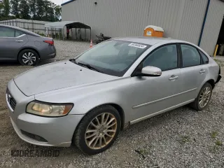 2010 Volvo S40 with VIN YV1382MS5A2504282, listed as a Copart auction lot 66360834 with 149,791 mi miles and Salvage Title. Bid and sale history available at carsss.com. Image 1.