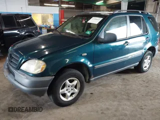 1998 Mercedes-Benz M 320/430/500 with VIN 4JGAB54EXWA007828, listed as a IAAI auction lot 42490411 with 215,980 mi miles and . Bid and sale history available at DreamBid. Image 2.