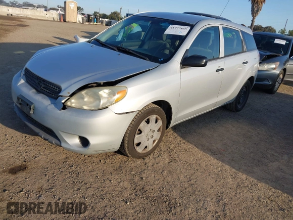 2006 Toyota Matrix STD with VIN 2T1KR32E26C588104, listed as a IAAI auction lot 41977865 with 242,577 mi miles and . Bid and sale history available at carsss.com. Image 17.