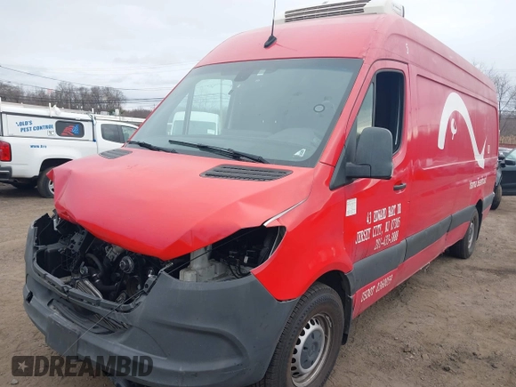 2021 Mercedes-Benz Sprinter Cargo with VIN W1Y4ECHY4MT070552, listed as a IAAI auction lot 41720548 with 110,401 mi miles and . Bid and sale history available at carsss.com. Image 18.