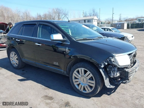 2009 Lincoln MKX with VIN 2LMDU88C69BJ02093, listed as a IAAI auction lot 41751532 with 172,431 mi miles. Bid and sale history available at carsss.com. Image 1.
