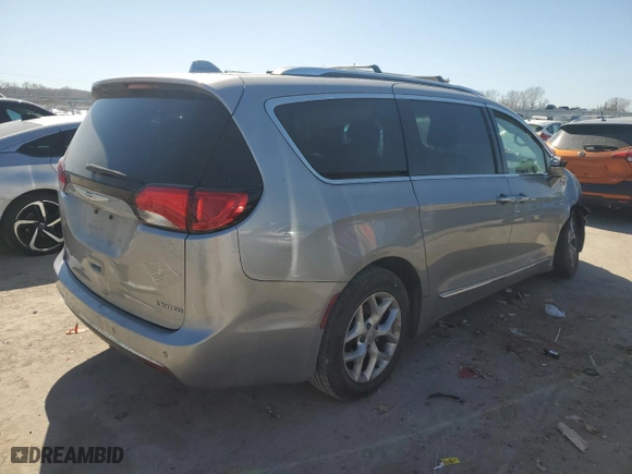 2020 Chrysler Pacifica Limited with VIN 2C4RC1GG4LR284721, listed as a Copart auction lot 48326135 with 99,463 mi miles and Salvage Title. Bid and sale history available at carsss.com. Image 3.