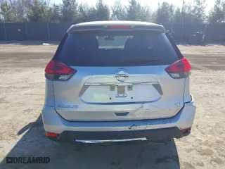 2017 Nissan Rogue SV with VIN JN8AT2MVXHW274963, listed as a IAAI auction lot 41480391 with 59,700 mi miles. Bid and sale history available at carsss.com. Image 16.