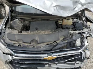 2018 Chevrolet Traverse LT Cloth with VIN 1GNERGKW7JJ108737, listed as a Copart auction lot 56896954 with 224,041 mi miles and Salvage Title. Bid and sale history available at carsss.com. Image 12.