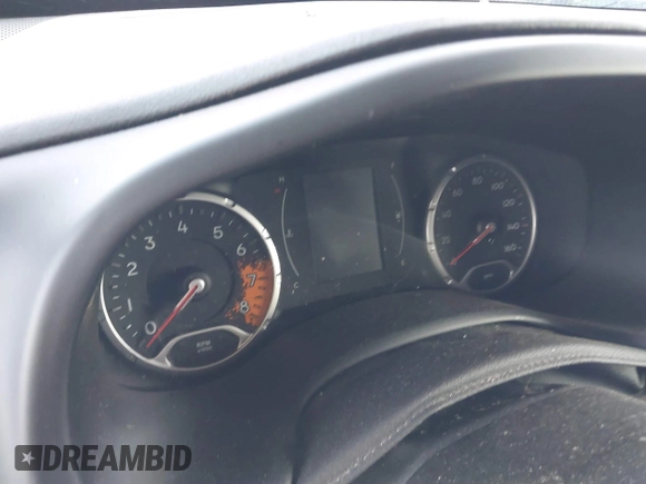 2015 Jeep Renegade Latitude with VIN ZACCJABT6FPC27221, listed as a IAAI auction lot 40810159 with Not Provided miles. Bid and sale history available at carsss.com. Image 7.