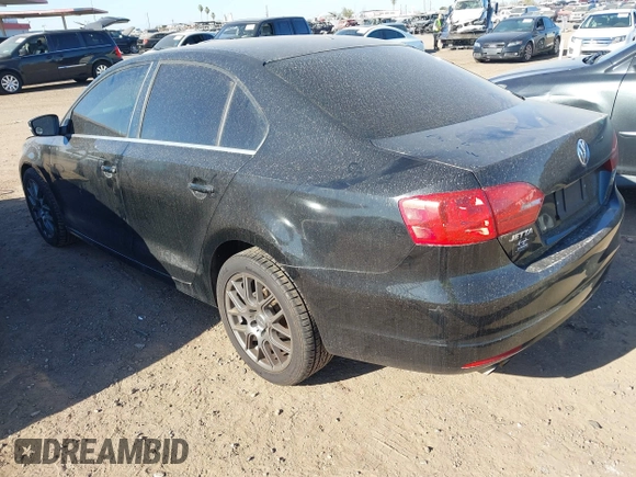 2013 Volkswagen Jetta SE with VIN 3VWDP7AJ9DM449304, listed as a IAAI auction lot 41677422 with 133,897 mi miles and . Bid and sale history available at DreamBid. Image 3.