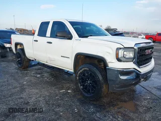 2019 GMC Sierra 1500 Limited with VIN 2GTV2LEC7K1132555, listed as a IAAI auction lot 41304491 with 128,449 mi miles. Bid and sale history available at carsss.com. Image 1.