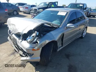 2006 Mercedes-Benz C 230 Sport с VIN WDBRF52H76A867404, выставлен на аукционе IAAI как лот 42217695 с пробегом 117 558 миль миль и . История ставок и продаж доступна на DreamBid. Изображение 2.