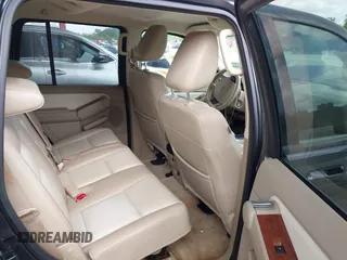 2010 Ford Explorer Eddie Bauer с VIN 1FMEU7EEXAUA73602, выставлен на аукционе IAAI как лот 42447358 с пробегом 119 361 миль миль и . История ставок и продаж доступна на DreamBid. Изображение 8.