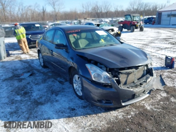 2012 Nissan Altima 2.5 S with VIN 1N4AL2AP3CN555797, listed as a IAAI auction lot 41416257 with 175,446 mi miles. Bid and sale history available at carsss.com. Image 1.