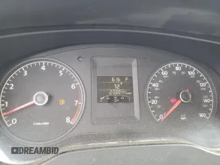 2011 Volkswagen Jetta SE z VIN 3VWDZ7AJ1BM028913, wystawiony jako Copart lot #57152875 z przebiegiem 238 844 mil mil oraz Szkoda całkowita • Salvage title. Historia ofert i sprzedaży dostępna na DreamBid. Obrazek 9.