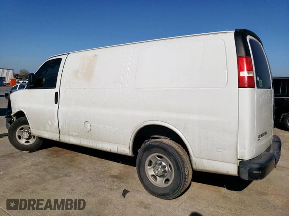 2017 Chevrolet Express Cargo z VIN 1GCWGAFF4H1221811, wystawiony jako Copart lot #50189005 z przebiegiem 155 154 mil mil oraz Szkoda całkowita • Salvage title. Historia ofert i sprzedaży dostępna na DreamBid. Obrazek 2.
