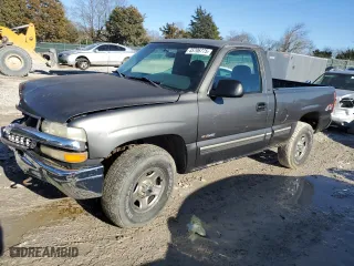 2000 Chevrolet Silverado 1500 with VIN 1GCEK14V6YZ211982, listed as a Copart auction lot 45706775 with 0 mi miles and Clean Title. Bid and sale history available at carsss.com. Image 1.